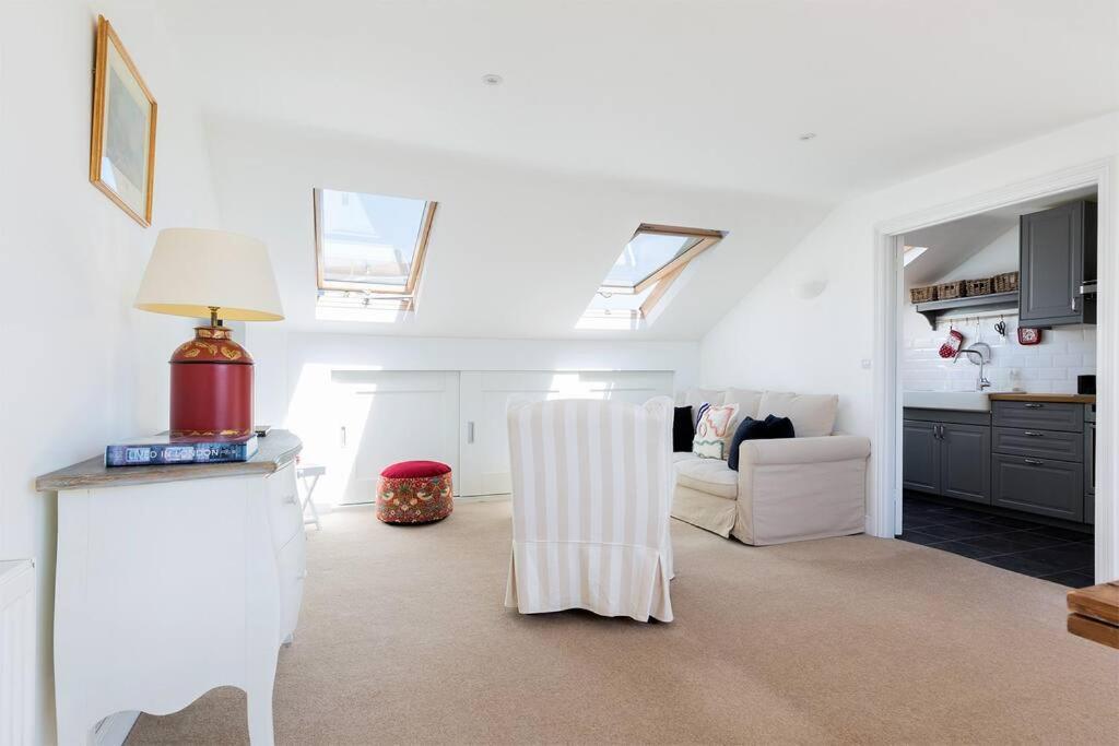 Spacious 3 Bedroom Flat With Terrace London Luaran gambar