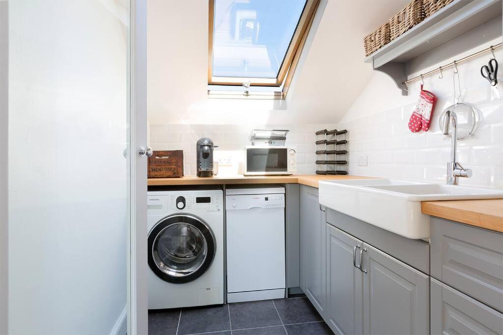 Spacious 3 Bedroom Flat With Terrace London Luaran gambar