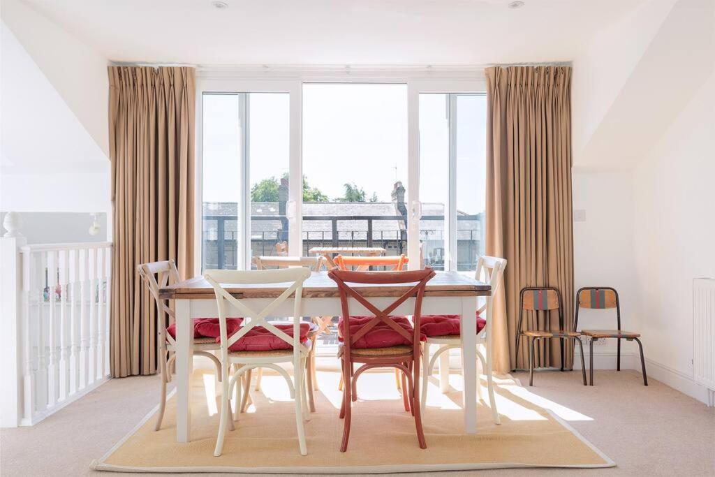 Spacious 3 Bedroom Flat With Terrace London Luaran gambar